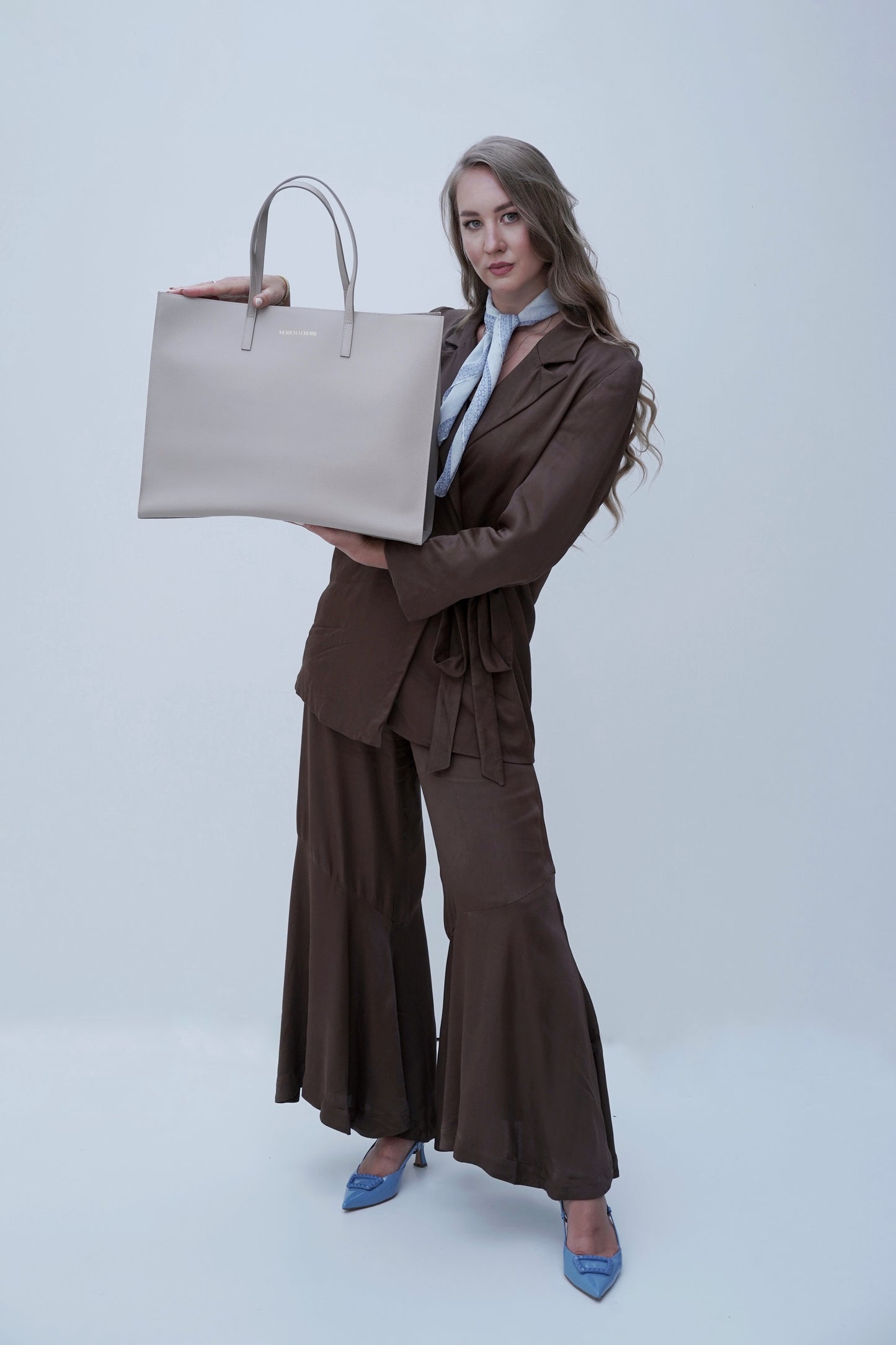 Business Travel Bag – Taupe