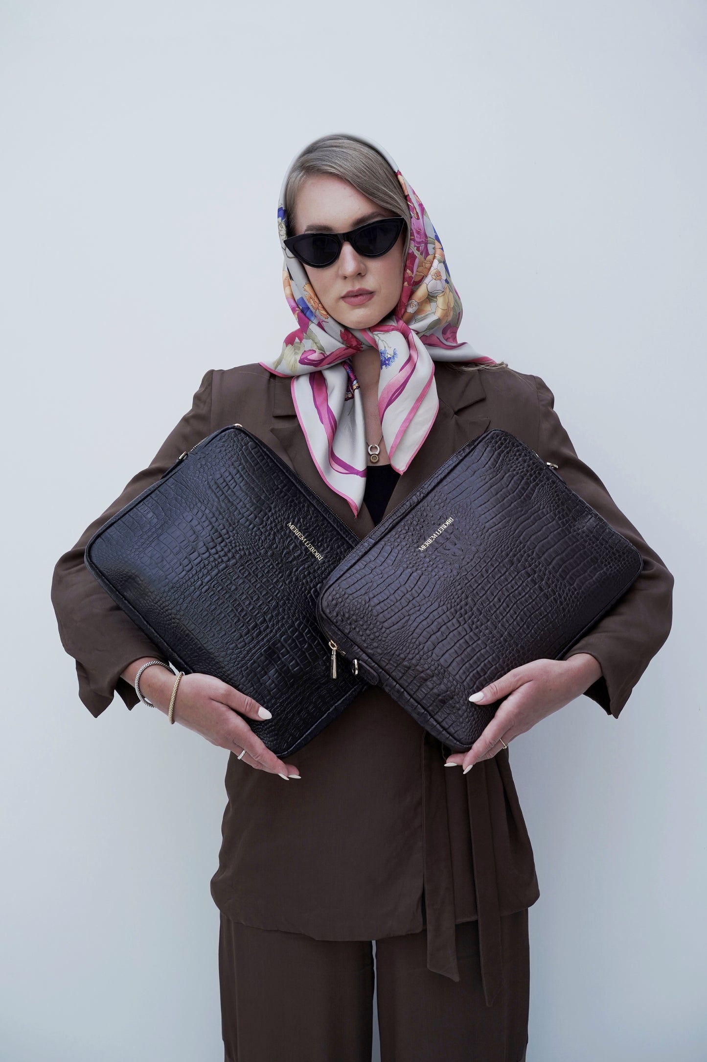 Laptop Ledertasche mit Krokooptik Schwarz